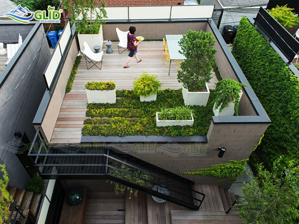 Có nên làm sân vườn trên sân thượng không?